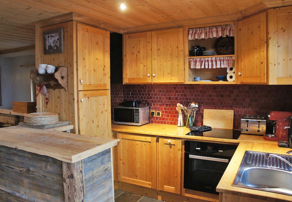 Chalet Violet, St Martin de Belleville (self catered chalet) - Kitchen