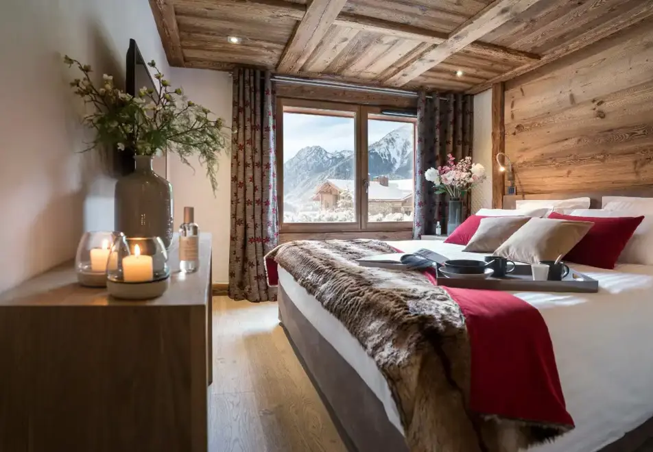 Le Roc des Tours, Grand Bornand (self catered apartments) ©MGM-studio Bergoen - Double Bedroom