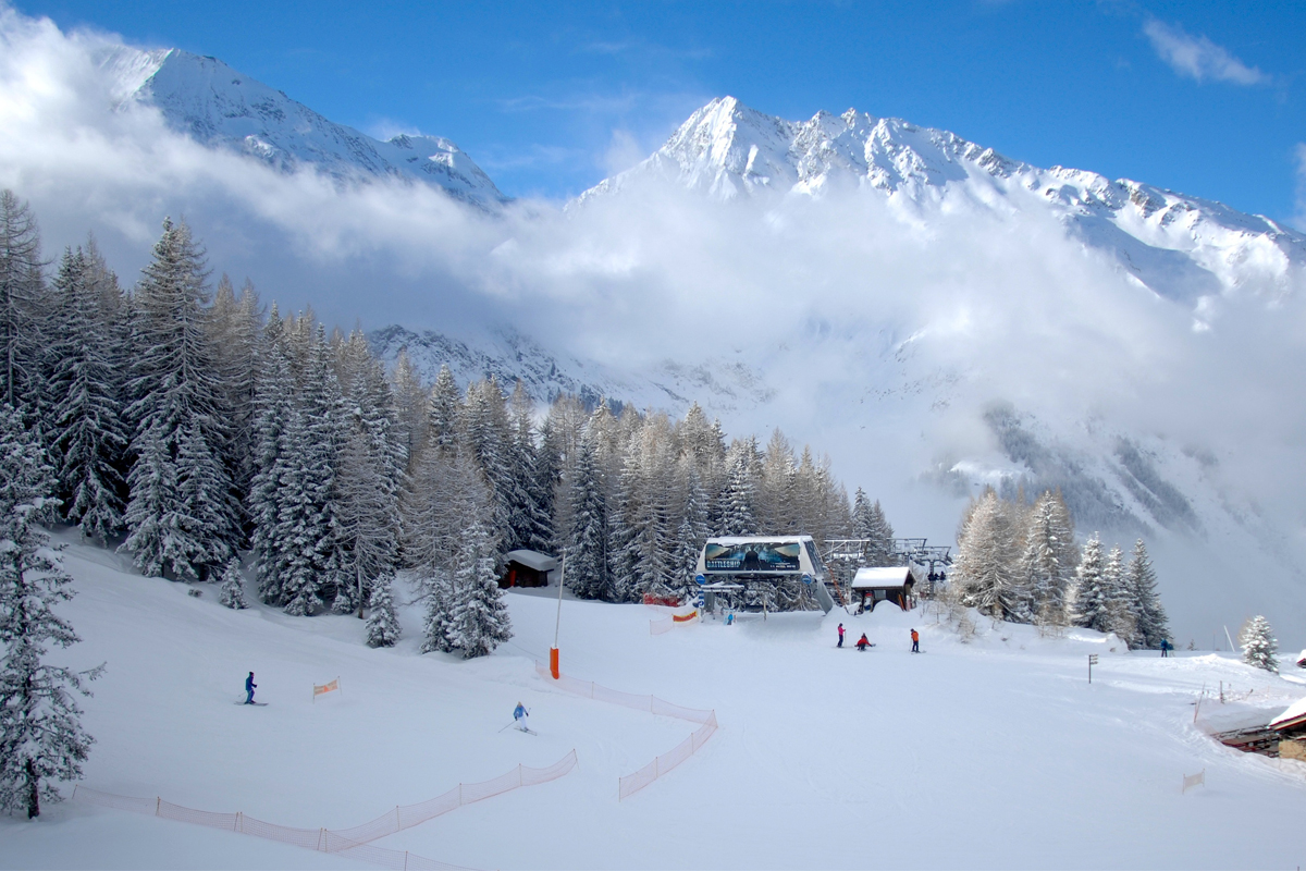 Skiing and Showbiz: Sainte Foy
