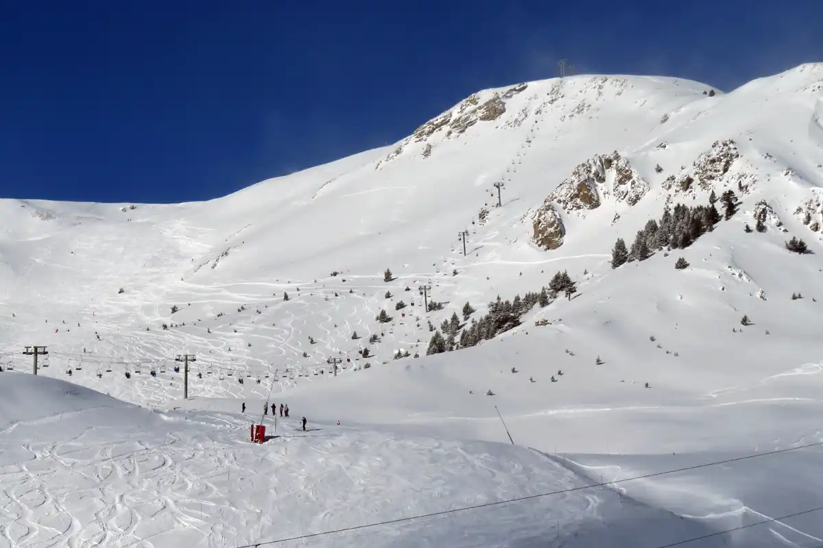 Skiing in Montgenevre: View from the Chalvet Chairlift