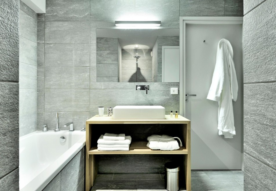 Home (Chalet 1), St Martin de Belleville (self catered chalet) - Bathroom