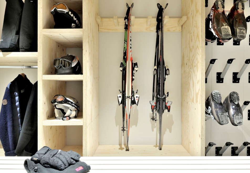 Home (Chalet 1), St Martin de Belleville (self catered chalet) - Boot room