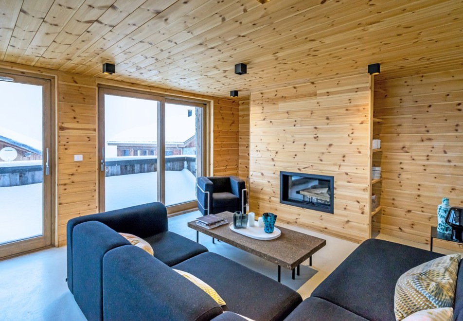 Home (Apartment 3), St Martin de Belleville (self catered apartment) - Living area
