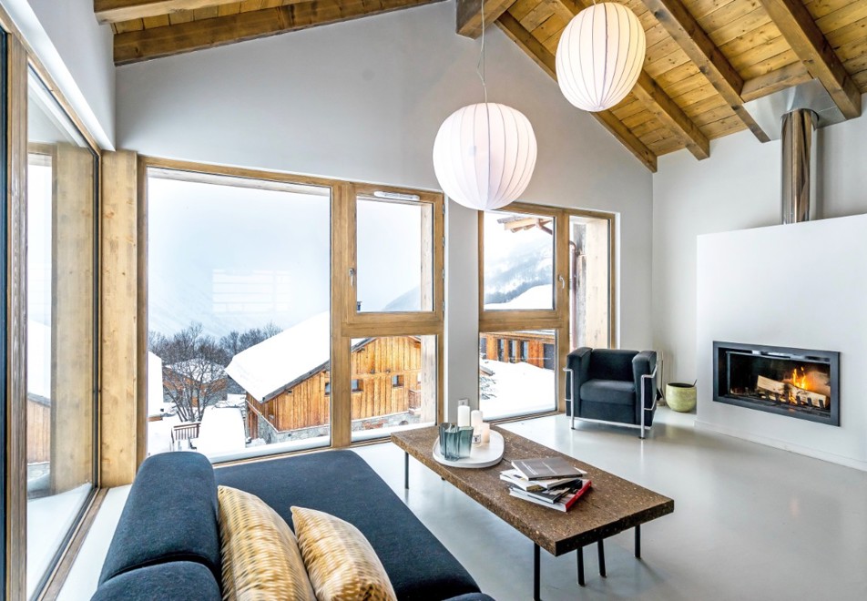 Home (Apartment 4), St Martin de Belleville (self catered apartment) - Living area
