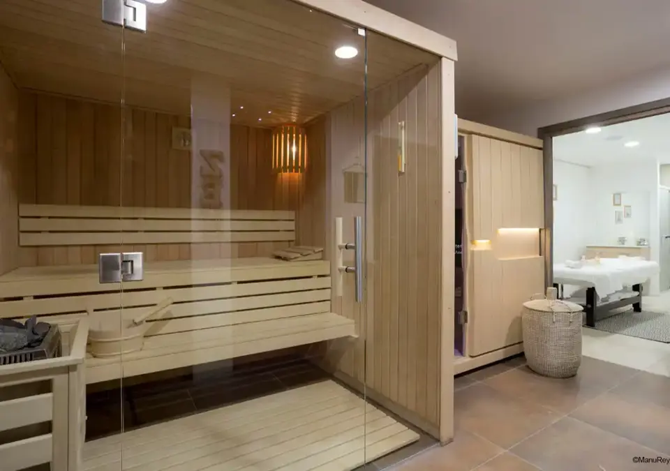 Hameau de Barthelemy, La Rosiere (self catered apartments) OPT Spa (2)