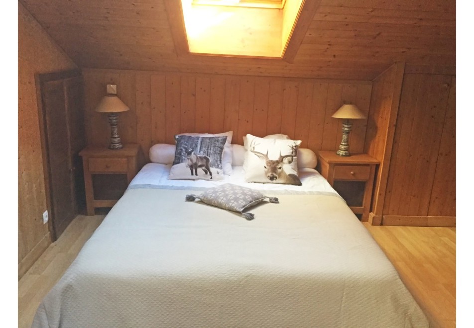 Maison du Bourg, Samoens (self catered chalet) - Double bedroom