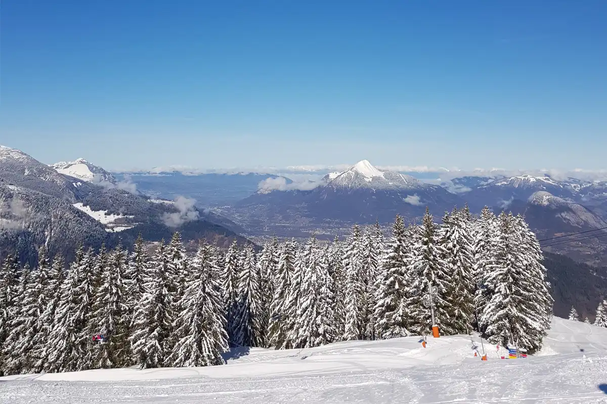 View of the Grand Massif from the top of the main gondola in Les Carroz