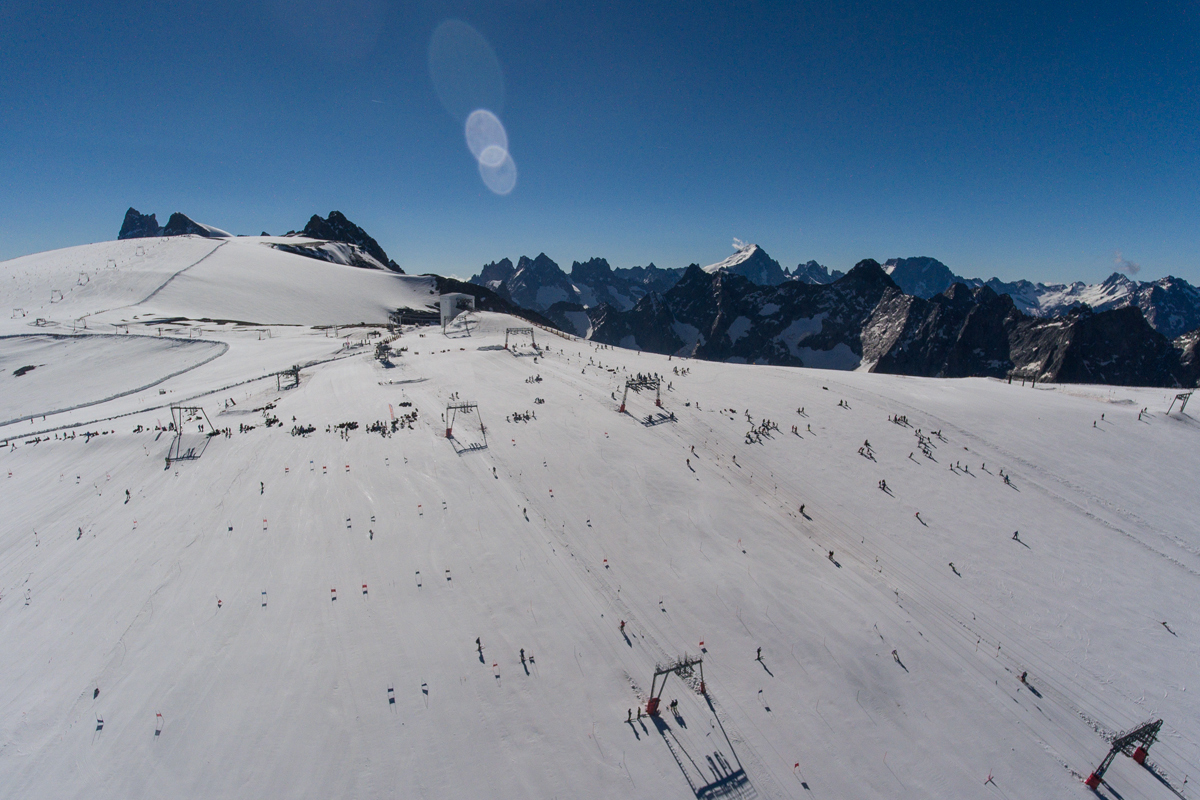 Les Deux Alpes: Summer skiing in the Alps