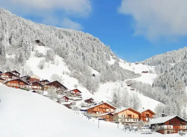 Areches-Beaufort ski village
