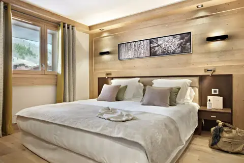 Anitea, Valmorel (self catered apartments) - Double bedroom