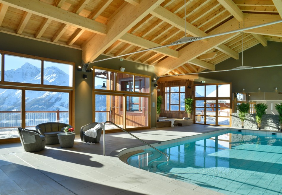 Hyatt Centric, La Rosiere (hotel) - Indoor pool