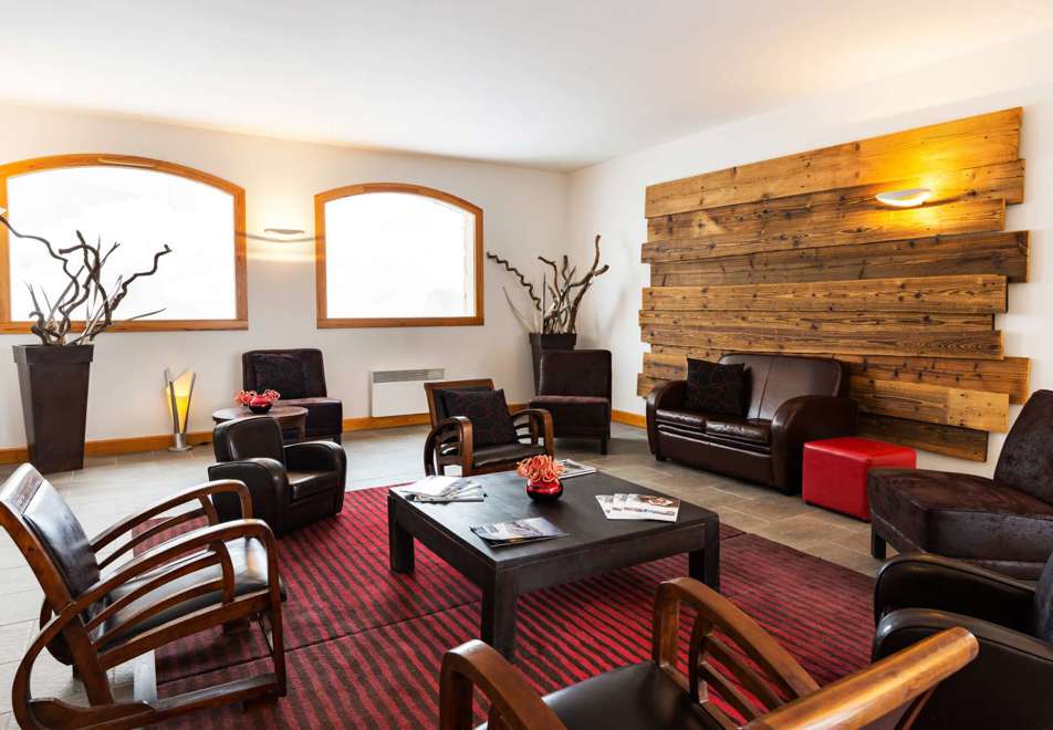 Les Balcons des Aiguilles, La Toussuire (self catered apartments) - Reception