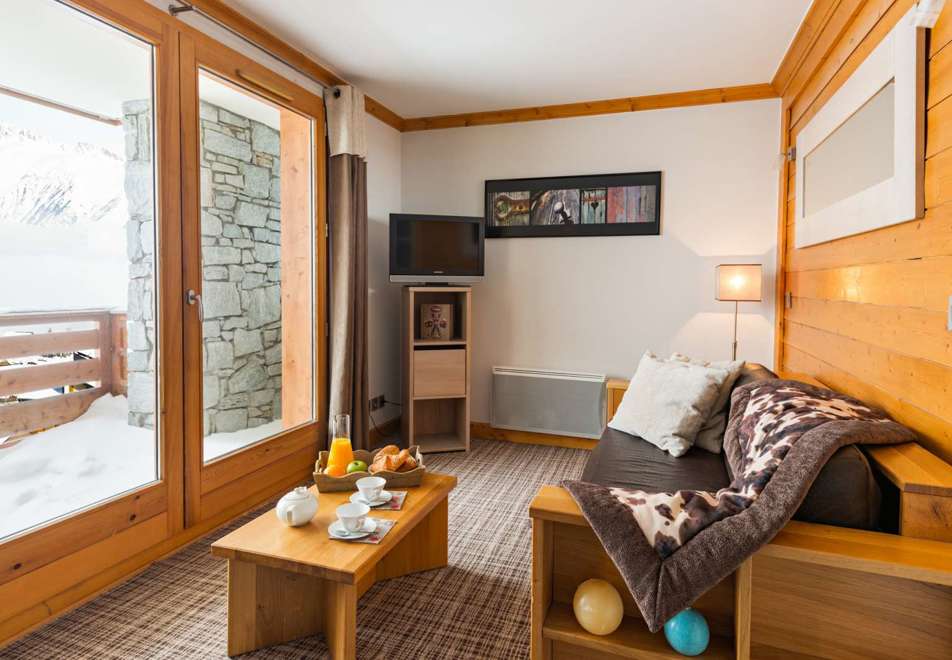 Les Balcons des Aiguilles, La Toussuire (self catered apartments) - Apartment with balcony