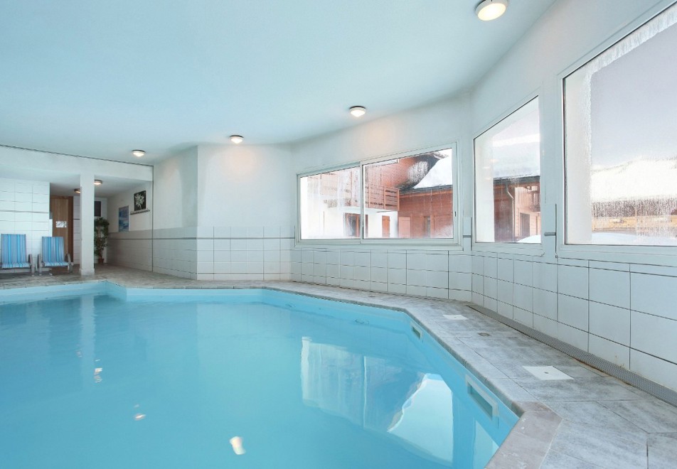 Les Belles Roches, Notre-Dame de Bellecombe (self catered apartments) - Indoor pool