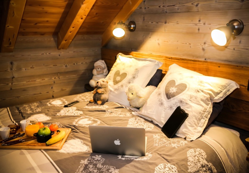 Chalet Le Mas, Valloire (self catered chalet) - Double bedroom