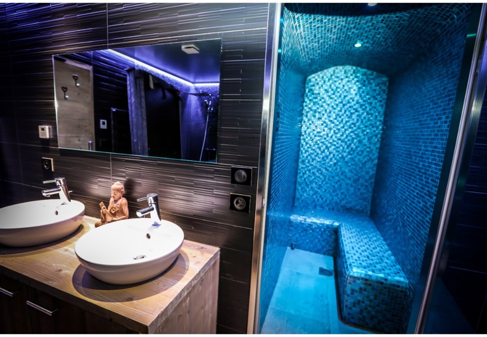 Chalet Le Mas, Valloire (self catered chalet) - Spa