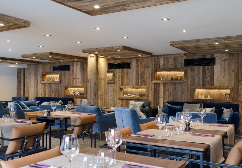 Annapurna, Les Gets (self catered apartments) - La Vina restaurant
