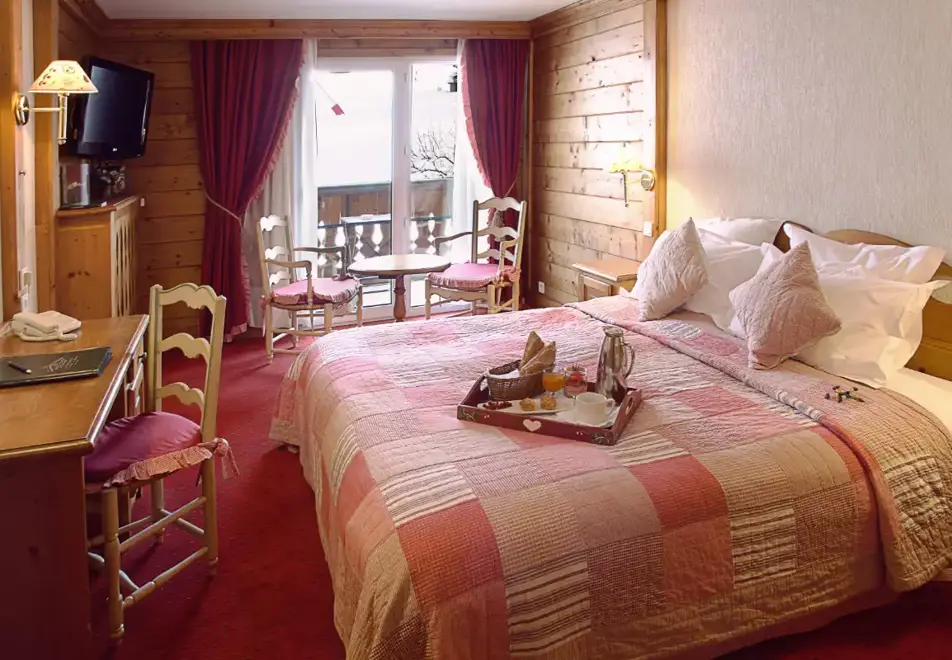 Hotel La Marmotte, Les Gets (hotel) - Superior room up to 3 persons