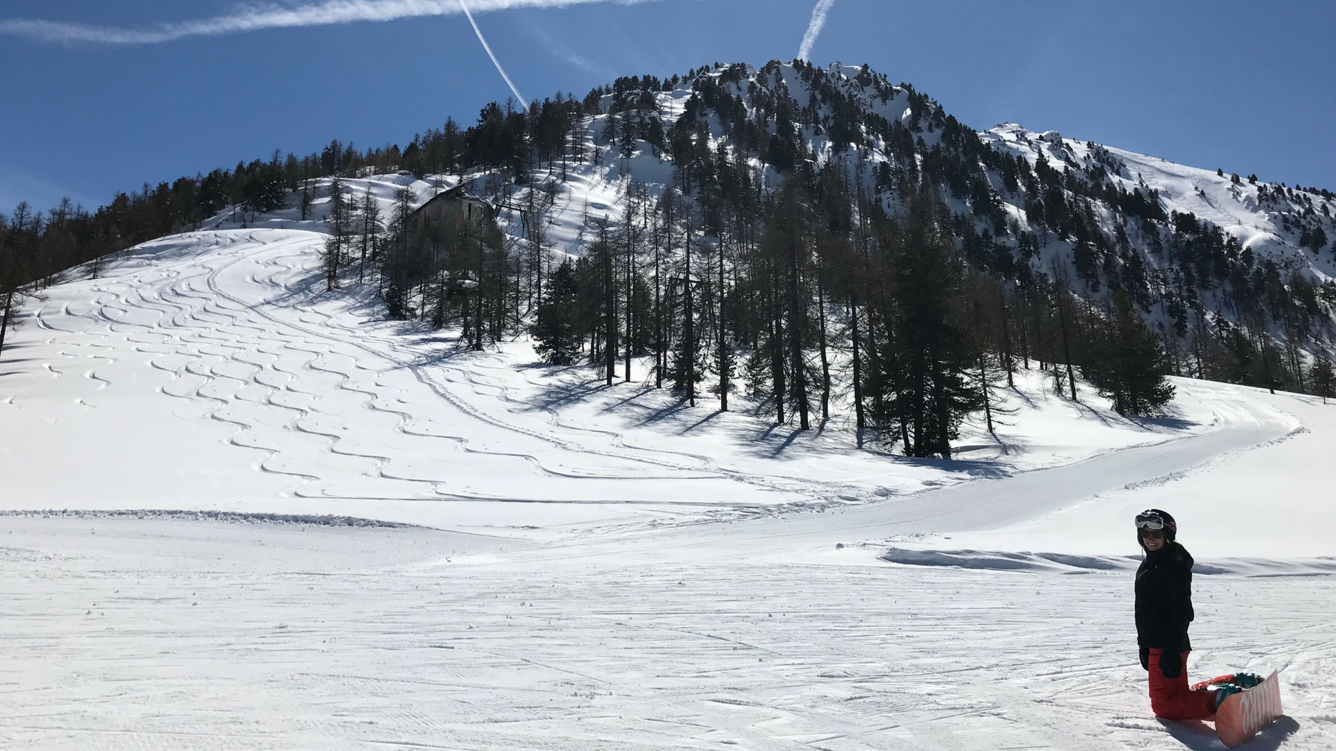 Snowboarding in Montgenevre