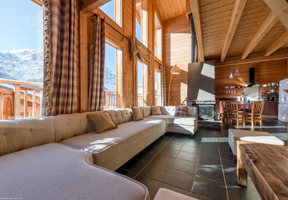 Tweed, Chalets St Marcel, St Martin de Belleville (self catered chalet) - Living room