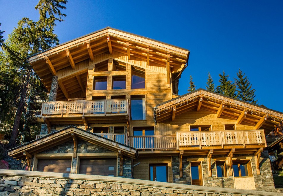 Angelonia, La Rosiere (Catered chalet) - Stunning building