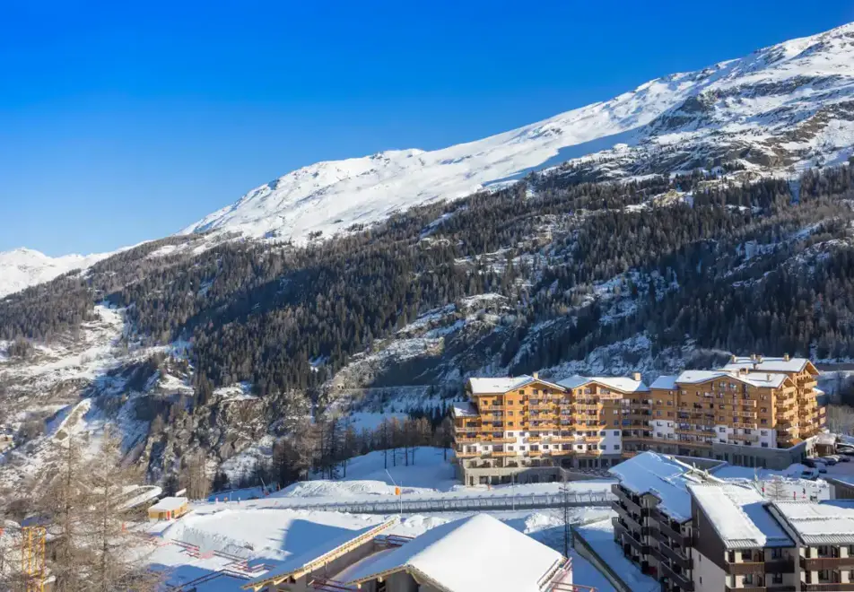 Altaviva, Tignes 1800 (self catered apartments) (©MReyboz) - Stunning backdrop