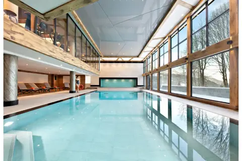 Elena, Les Houches (self catered apartments) - Indoor pool