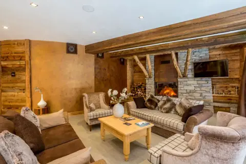 Santa Terra, Tignes les Brevieres (self catered apartments) - Reception