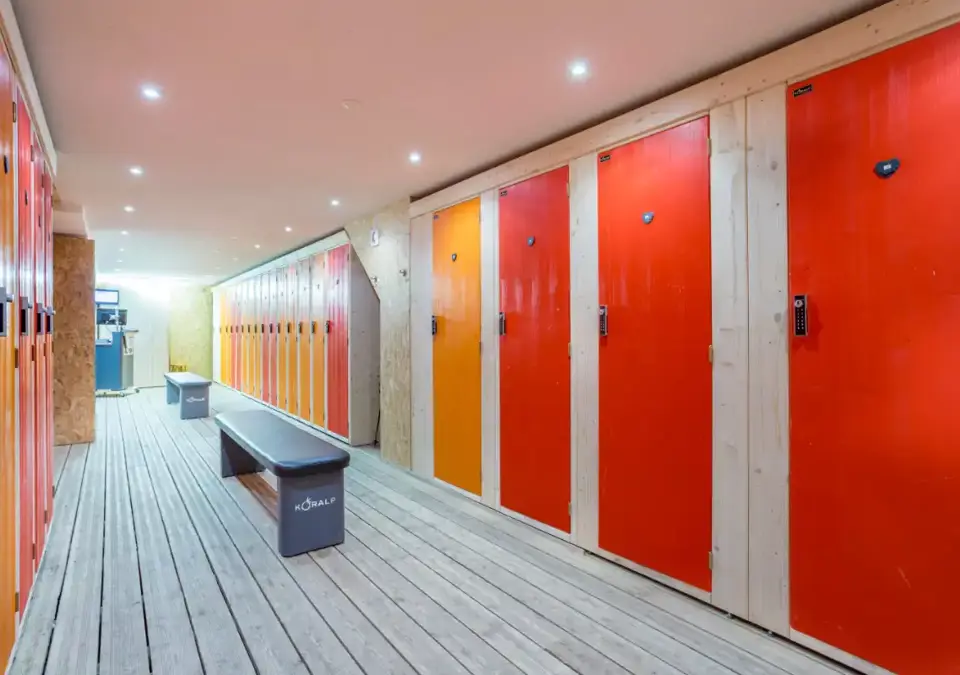 Santa Terra, Tignes les Brevieres (self catered apartments) - OPT (8).jpg