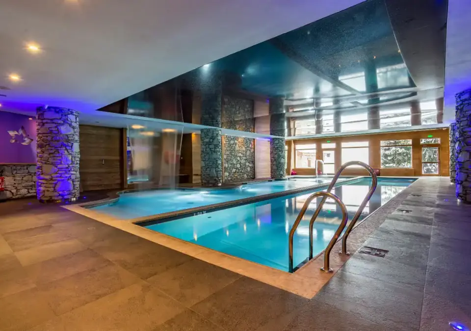 Santa Terra, Tignes les Brevieres (self catered apartments) - OPT (9).jpg