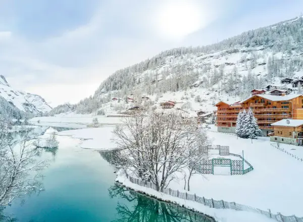 Santa Terra, Tignes les Brevieres (self catered apartments) OPT (5).jpg