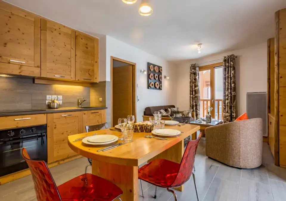 Santa Terra, Tignes les Brevieres (self catered apartments) - 1 bed 4 OPT (2).jpg