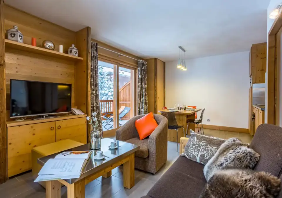 Santa Terra, Tignes les Brevieres (self catered apartments) - 1 bed 4 OPT (1).jpg