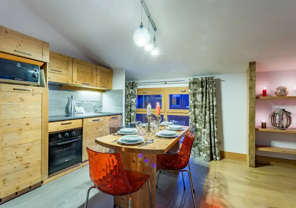 Santa Terra, Tignes les Brevieres (self catered apartments) - 1 bed 5 OPT (2).jpg