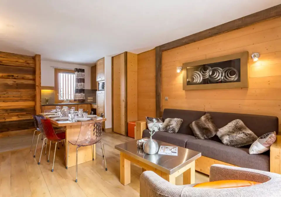 Santa Terra, Tignes les Brevieres (self catered apartments) - 2 bed alcove 7 OPT (1).jpg