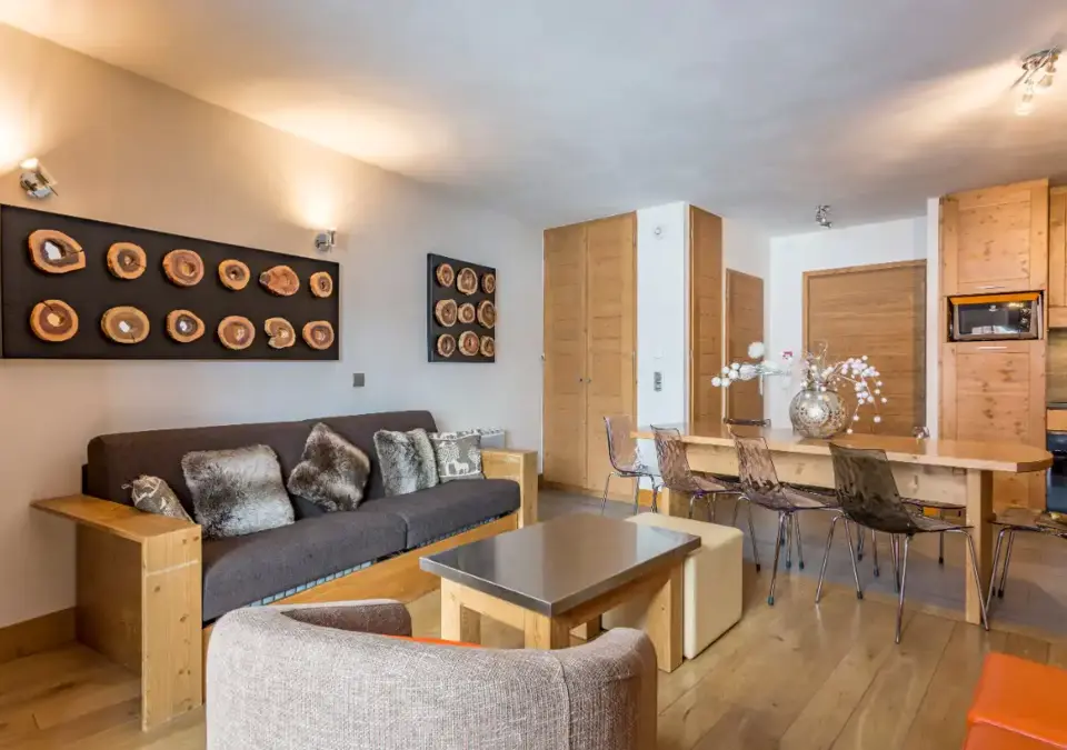 Santa Terra, Tignes les Brevieres (self catered apartments) - 3 bed duplex 8 OPT (3).jpg