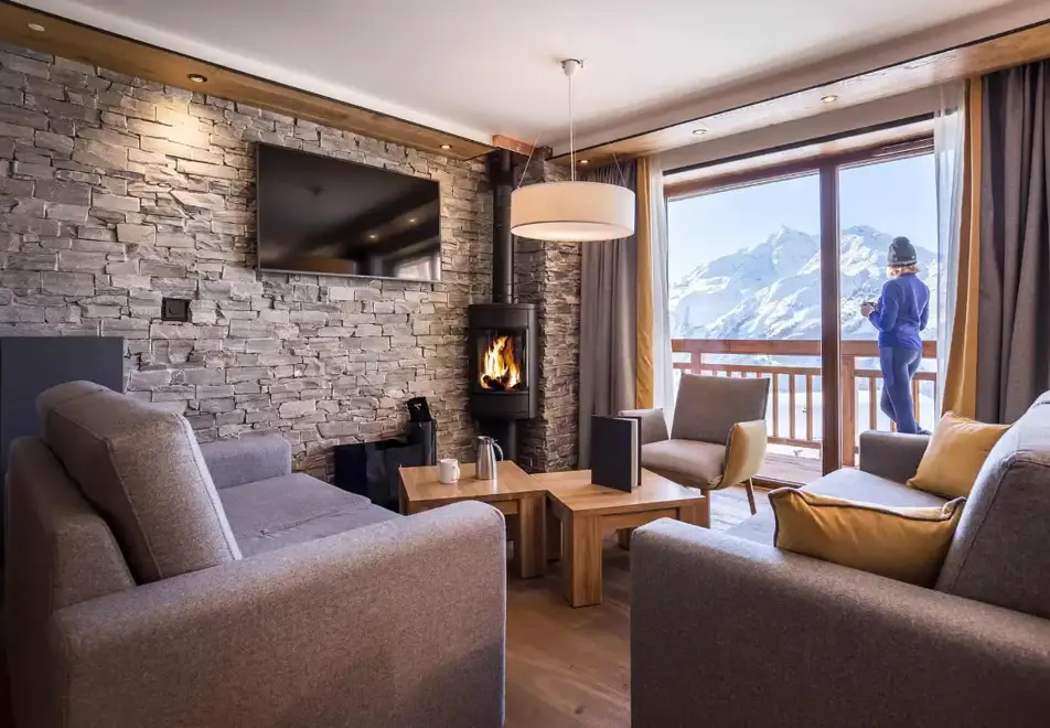 Alparena, La Rosiere (Apartments & Hotel) - Typical 2 bed 6 apartment style