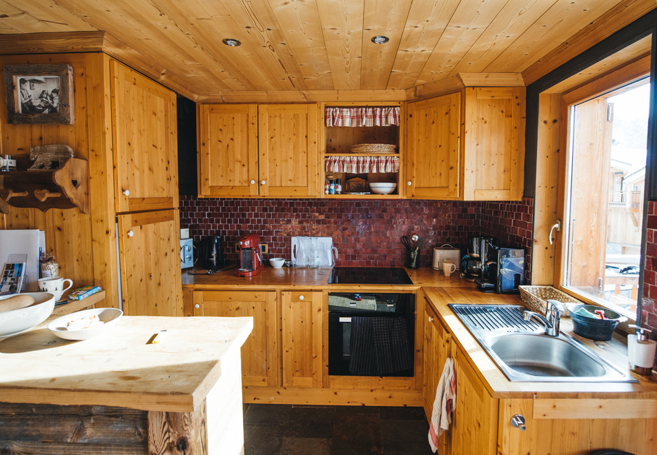 Chalet Violet, St Martin de Belleville (self catered chalet) - Kitchen