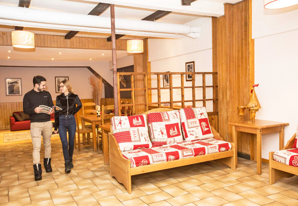 Le Front de Neige, Les Carroz d'Araches (self catered apartments) - Reception