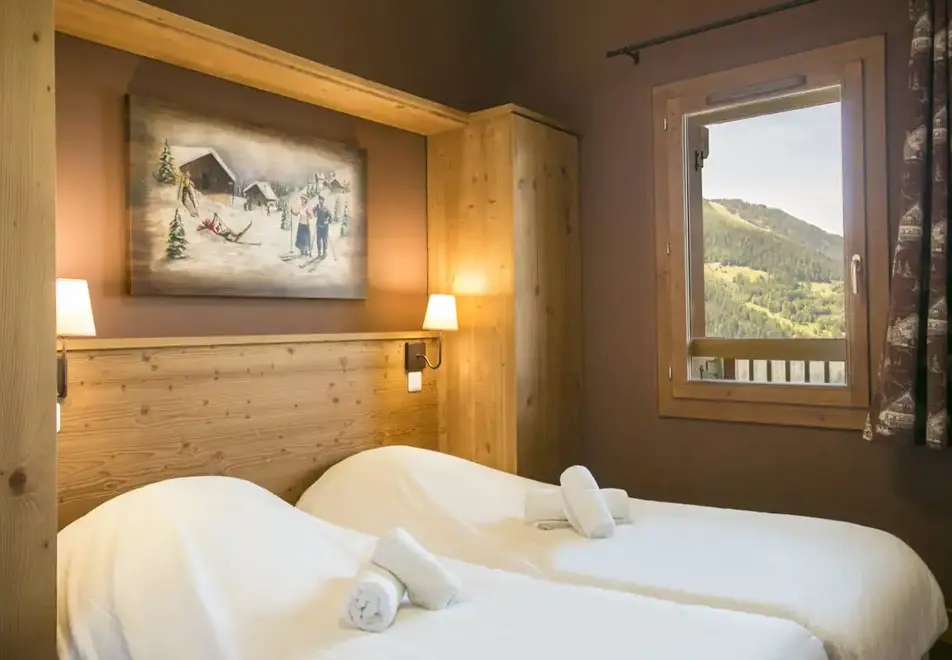 Etoile des Cimes, Sainte Foy (self catered apartments) (©ManuReyboz) - Twin bedroom