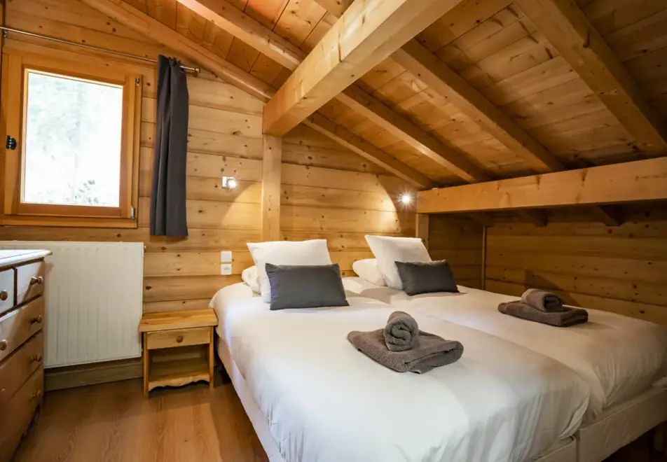 Chalet Le Refuge, Chatel (self catered chalet) - Bedroom