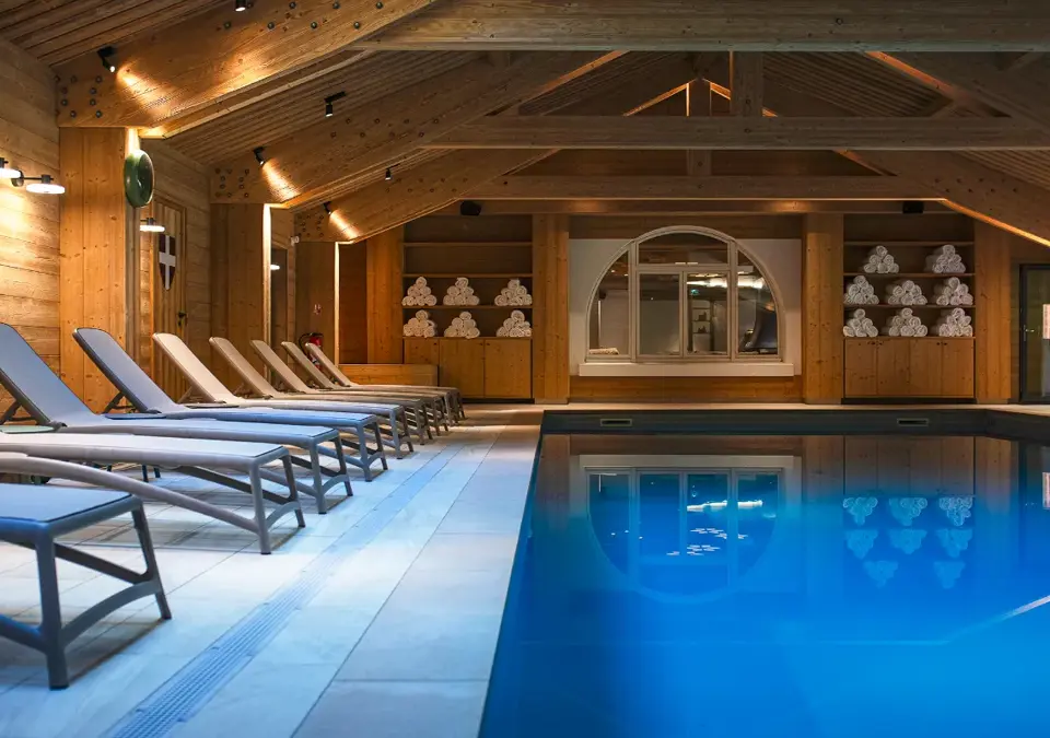 Hotel Beauregard-La Clusaz-Indoor pool (1).webp
