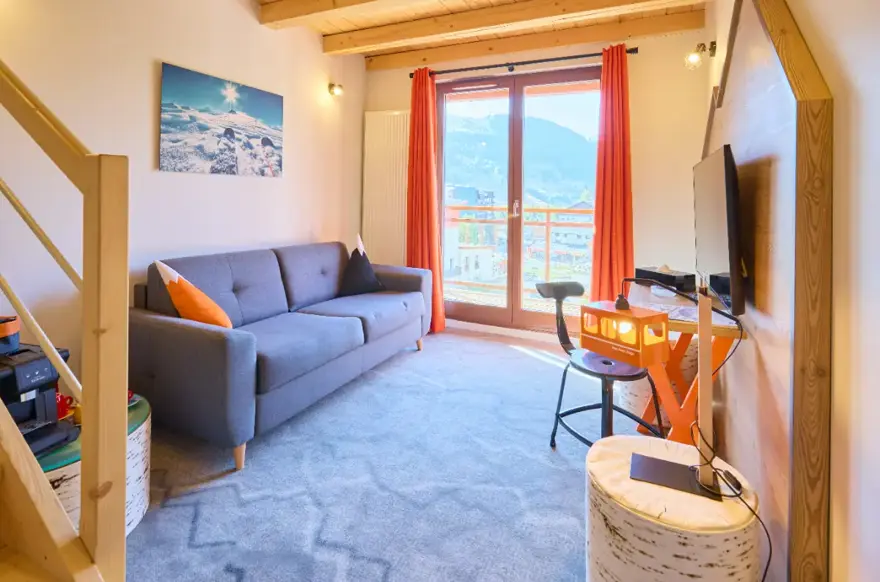 Basecamp Lodge-Les Deux Alpes-Typical room (5).webp