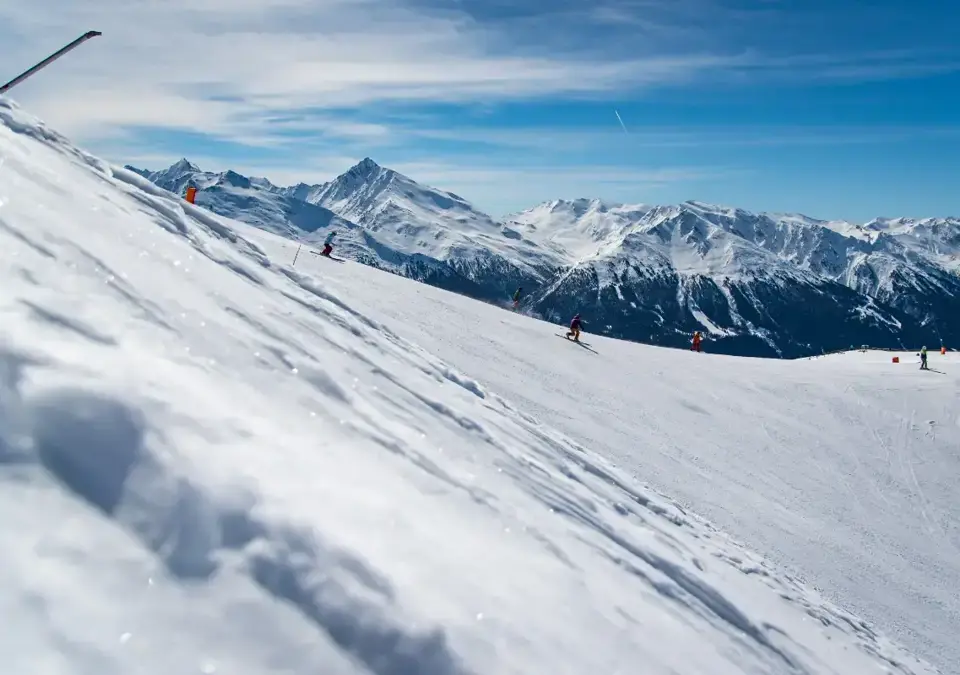 Aussois-Skiing (APernet).webp