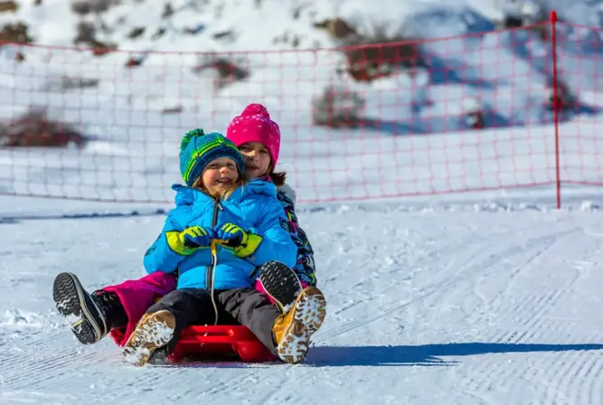 Auron - Sledging.webp
