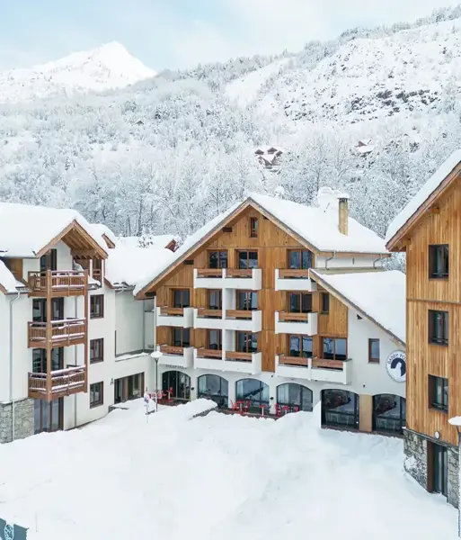 Le Cristal Lodge, Serre Chevalier (self catered apartments) - Exterior shot