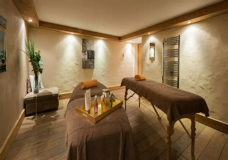 Le Village de Lessy-Le Grand Bornand-Treatment room.webp