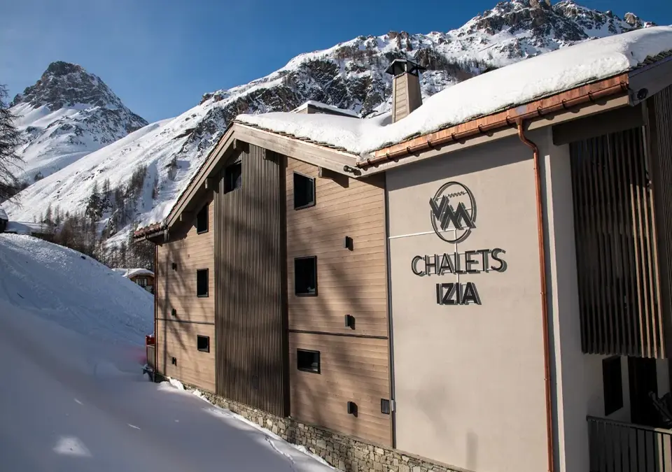 Izia-Val d'Isere-Exterior (7) (1).webp