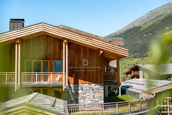 SUMMER-Les Balcons Platinium-Val Cenis-Exterior (©L.Brochot) (2).webp