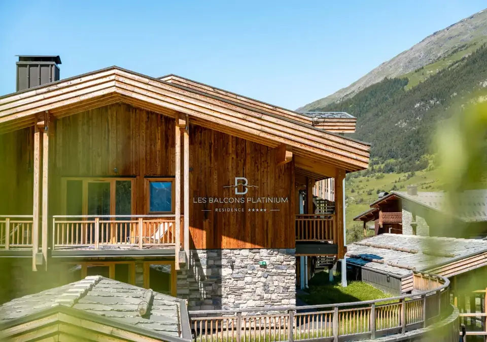 SUMMER-Les Balcons Platinium-Val Cenis-Exterior (©L.Brochot) (2).webp